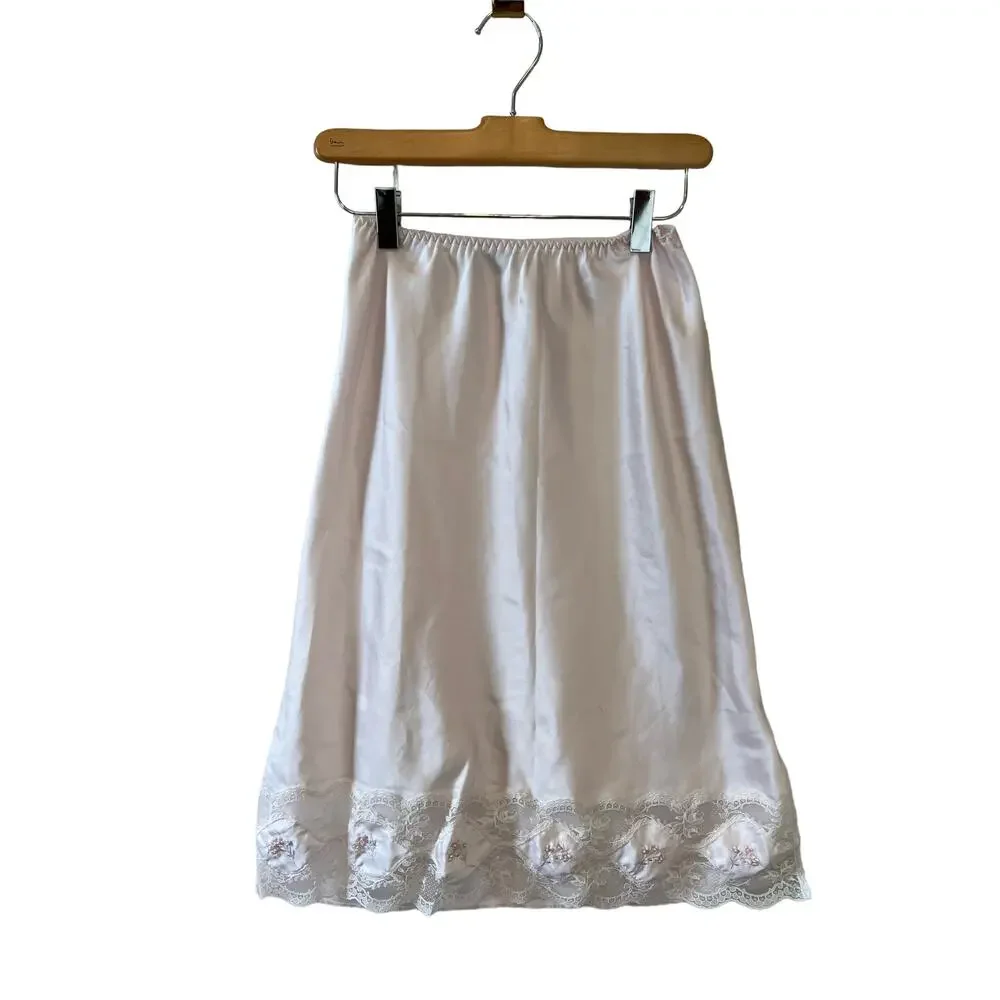 Vintage  pale pink lace trimmed half slip S - Picture 2 of 7